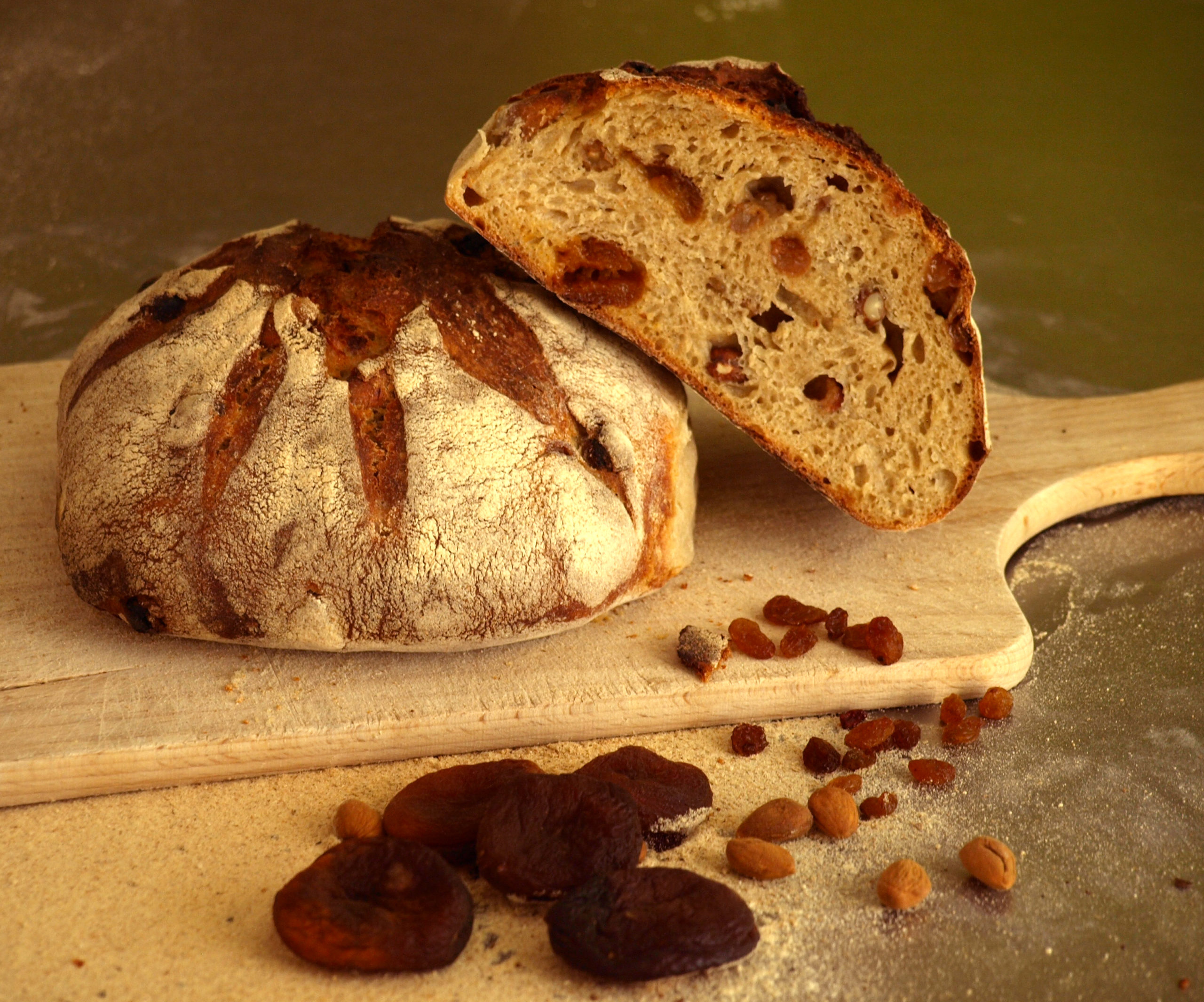 Pain aux fruits secs bio